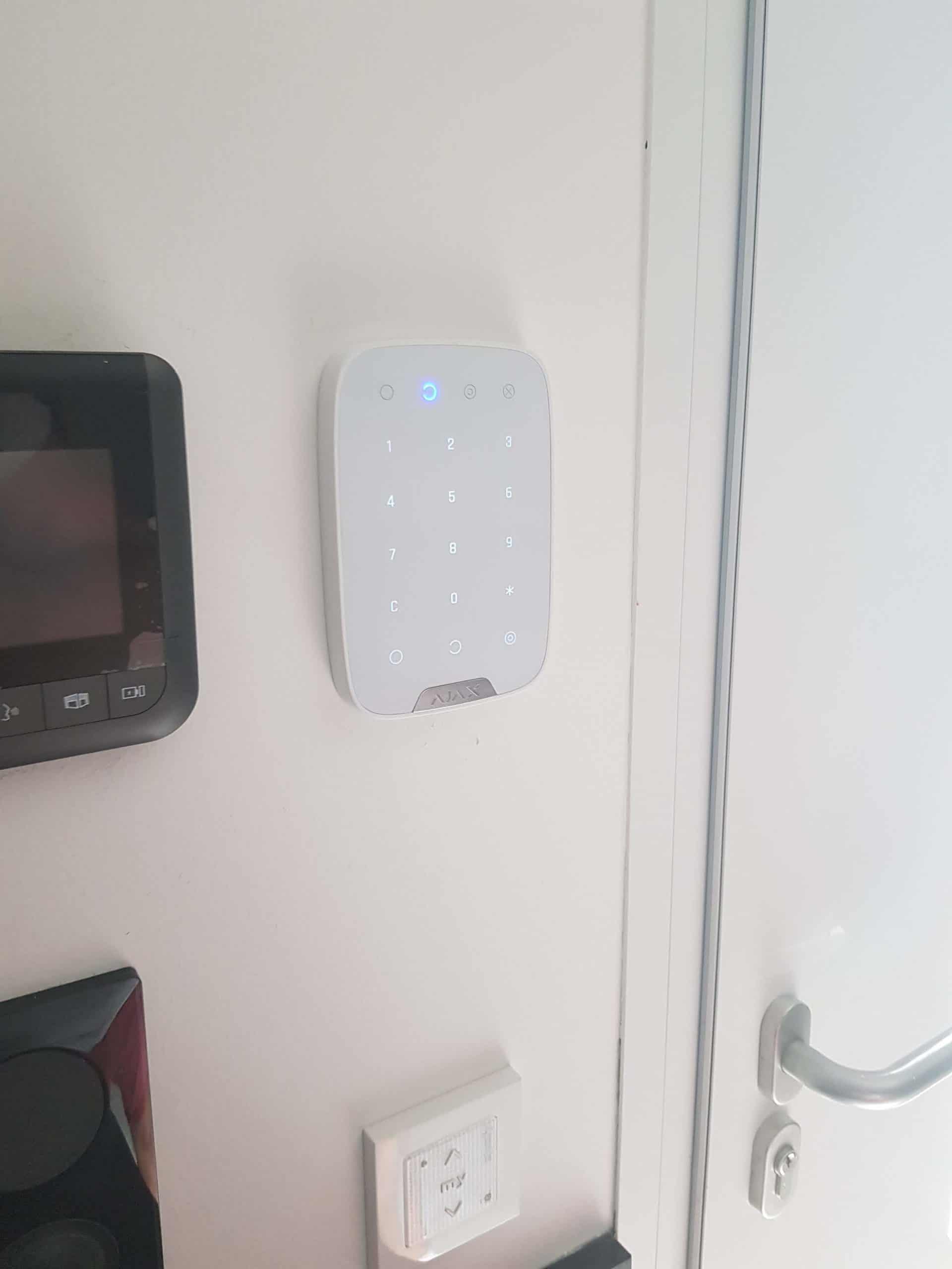 Equipement d'alarme sans fil pour maison individuelle proche de Vitrolles