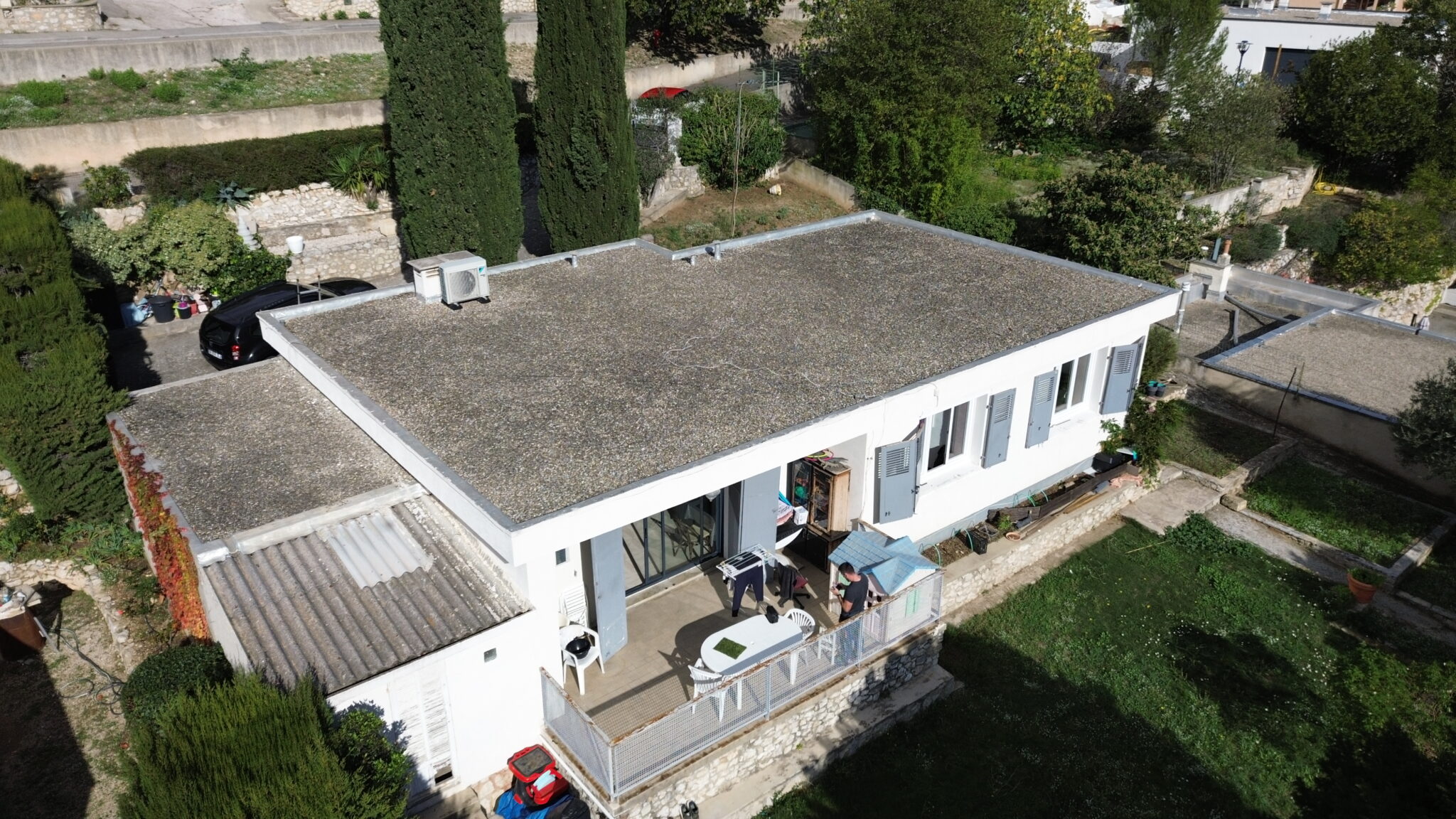 Panneaux solaires toit plat Carnoux en Provence