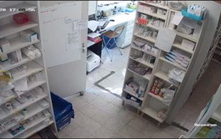 Exemple d'image de caméra de vidéosurveillance analogique dans une pharmacie à Aix en Provence