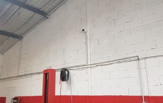 Installation de caméra de vidéosurveillance dans un garage à Pertuis