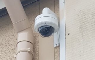 Installation de caméra de vidéosurveillance extérieure à Pertuis