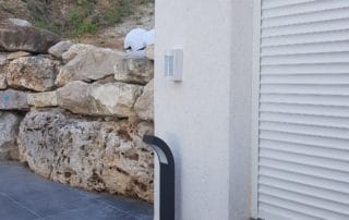Installation de détecteur de zone extérieur pour sécuriser une villa à Ventabren