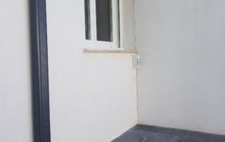 Pose de détecteurs de zone extérieur pour la sécurité d'une villa à Ventabren