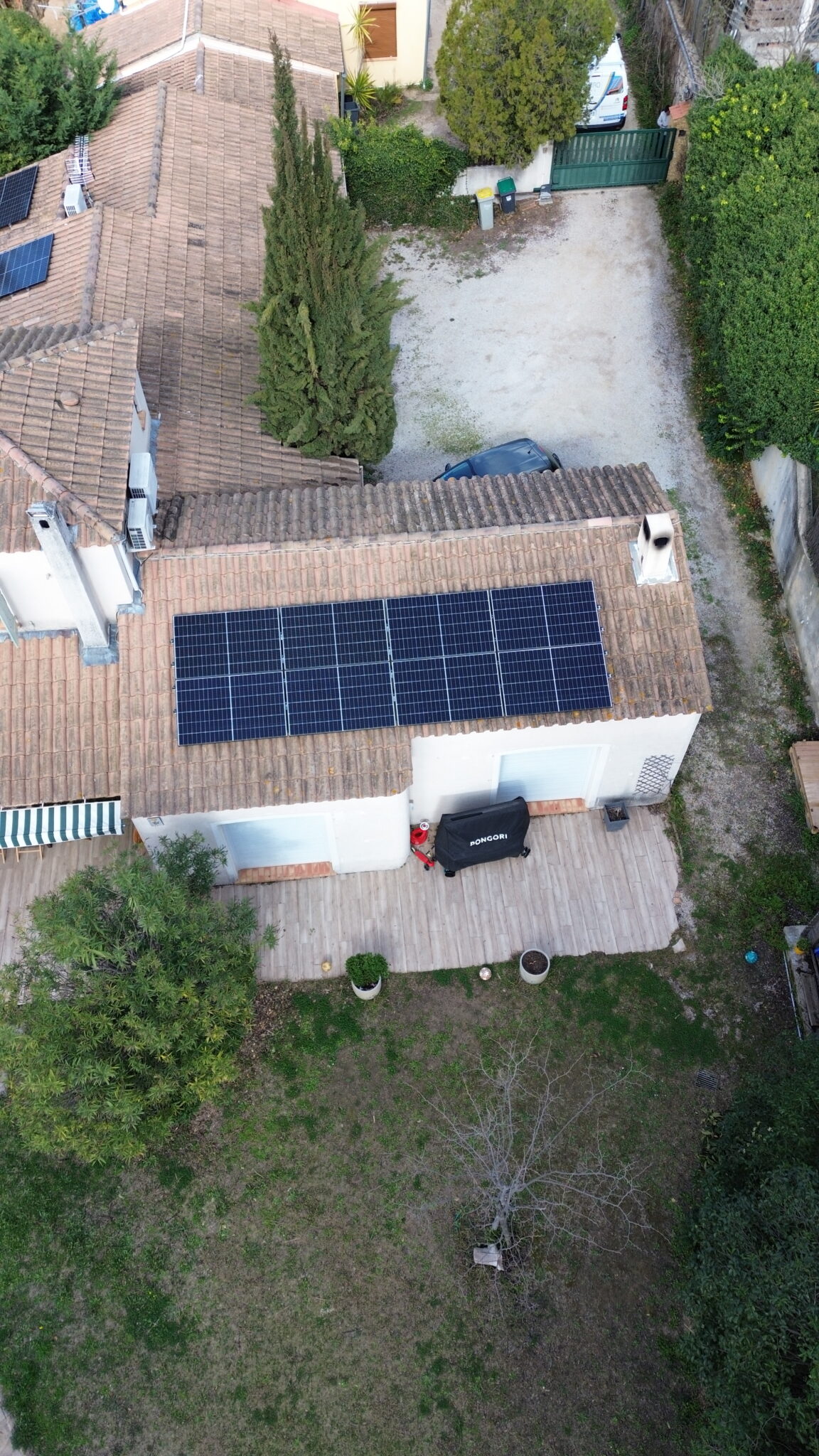 Installation de panneaux solaires pour une villa à Marseille