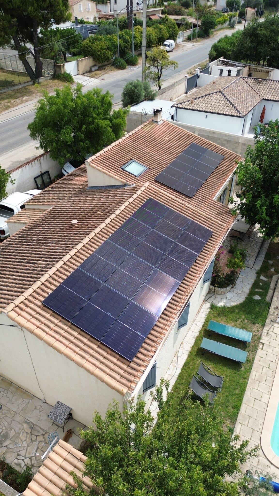 Installation de 18 panneaux solaires 9kWc sur La Fare les Oliviers
